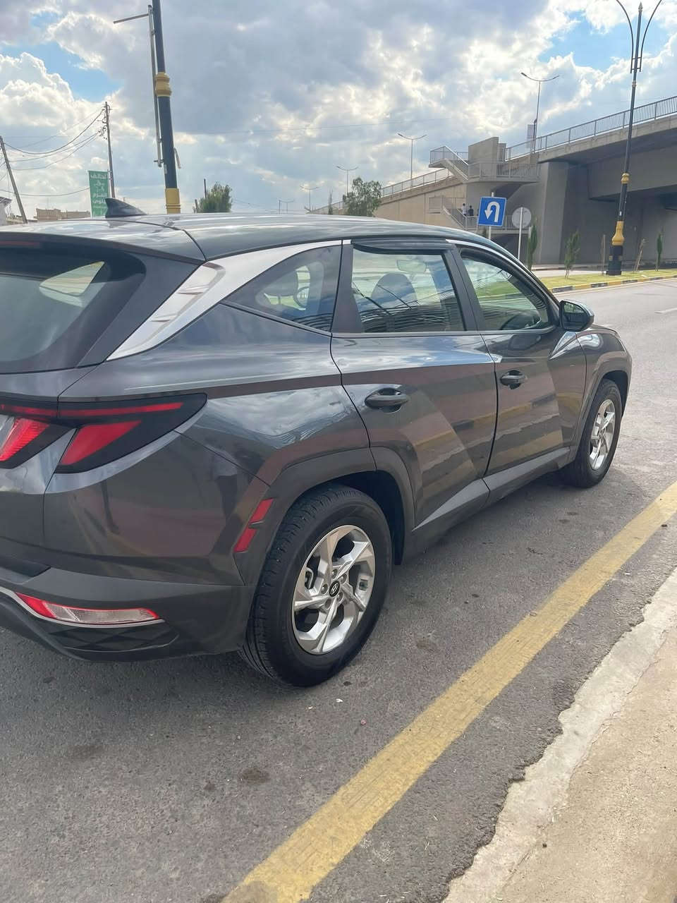 توكسون 2022 امريكي
ممشى 75000 الف كيلو 
محرك 2500
مواصفات هاند بريك بصمه 🚗 قياده ذاتية  🚗تنبيه الخروج من المسار 🚗رادار امامي خلفي 🚗انظمة قيادة متعددة 
ضرر السيارة جاملغ صبغ وبيها تقليم باكثر من مكان بسيط 
مكان السيارة( موصل )

5NMJA3AE6NH000458
رقم الشاصي
***********
*********** 
***********
