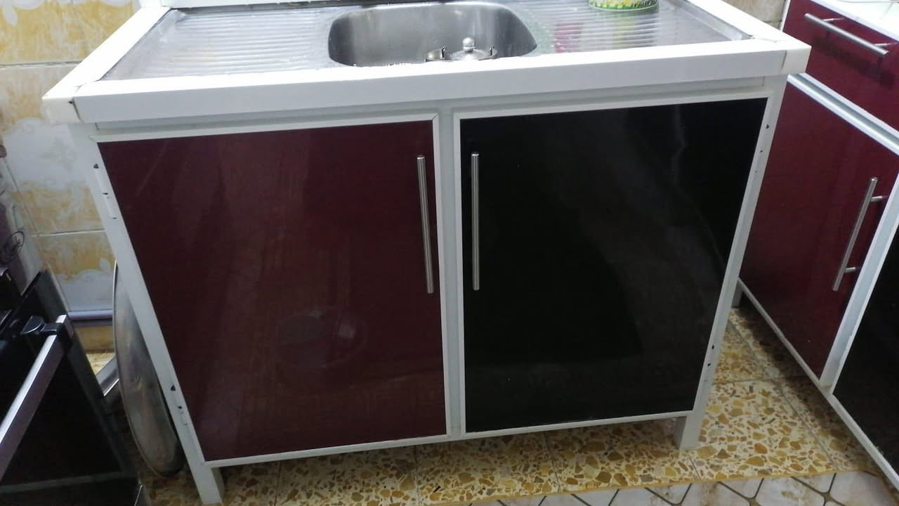 سلام عليكم كاونتر البيع نضيف كلش اخوً جديد سعره 300 رقم هاتف ***********
