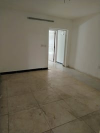 للايجار في السيديه   وحدات سكنيه  200م طابق ارضي  يحتوي على غرفتين نوم...