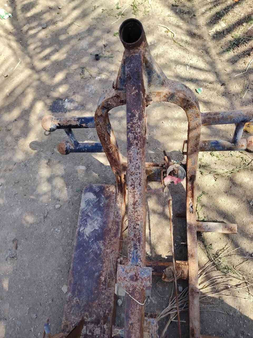 شاصي ستوته للبيع كوم  حديد
سعره 75
مكان ناصريه سيددخيل
*********** واتساب
