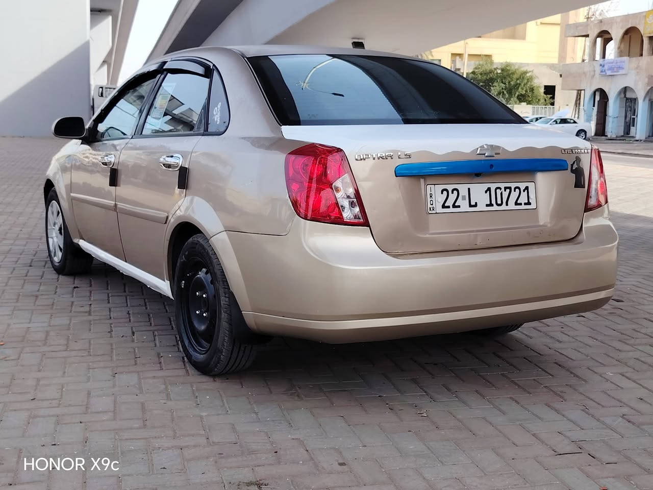 سلام عليكم 
اوبترا موديل 2009 واتماتيك
رقم اربيل 
بيع أو مراوس حسب القناعه 
سعر مناسب 72
كير محرك شرط صدر امامي خلفي جديد تايرات ٤جدد باتري جديد لايتات جدد مسجل وتخم سماعات جدد كهربائيات كلهة تبريد ❄️ثلج
تدفئه 💥نار
بيها قطعتين صبغ بدون دواخل 
سيارة جاهزة ع اخر حباية متصرف عليهة الف دينار
مكاني صلاح الدين تكريت للاستفسار ***********
