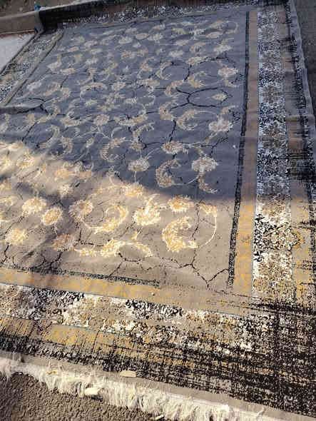 سلام عليكم زوليه كشان تركي ٣ في ٤ جديده استخدام شهر أو مدات قطعتين ٣ او وحده ٢متر الزوليه ٦٠ والمدات ٤٥ ***********
