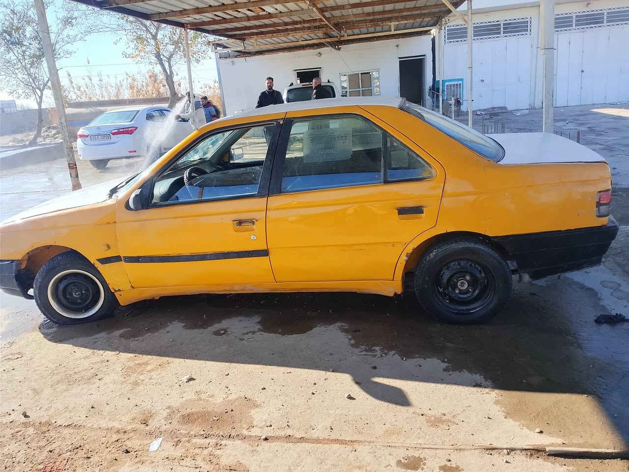 السلام عليكم بيجو موديل 2009 جير مكينه شرط تحويل مباشر رقم بابل السعر 11ورقه وبيهال الاتصال ***********
