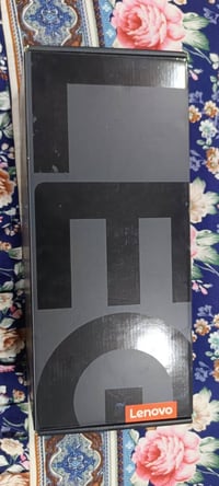 Lenovo Legion Go 512 SSD 16 GB  144 Hz ips 2k وياه ملحقات توصيلة مال ي...