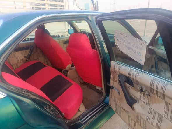 اسلام عليكم bmw حجم 520 محرك مفتوح كير عادي مكفولات بدون ضربه بدون خياسات رقم ديالى الماني تحويل جاهزه مكان ذي قار الرفاعي السعر 30 مجال بسيط ***********
