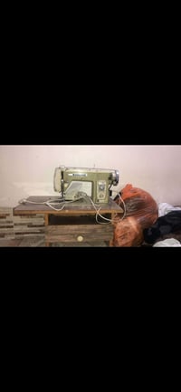 مكينة خياطة • برازەر • هەولێر