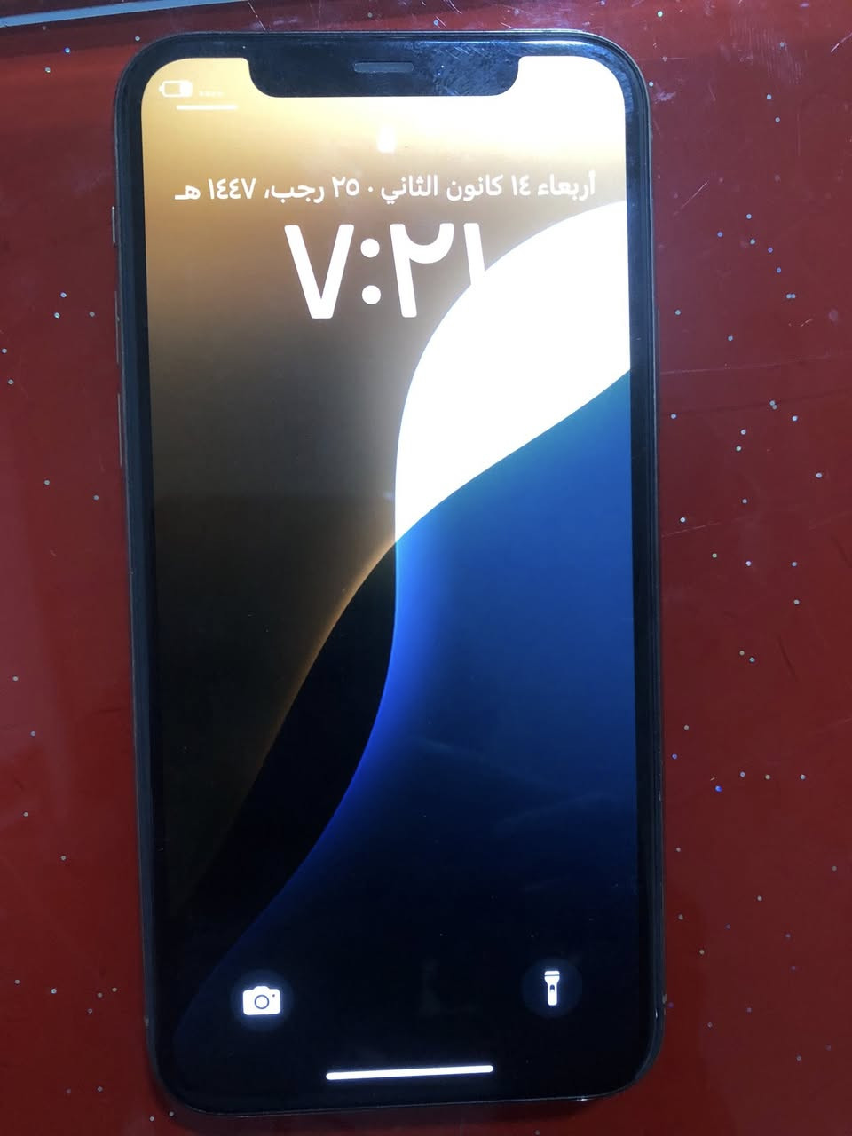 11برو ذاكره 64 بطاريه75 السعر 200
***********
