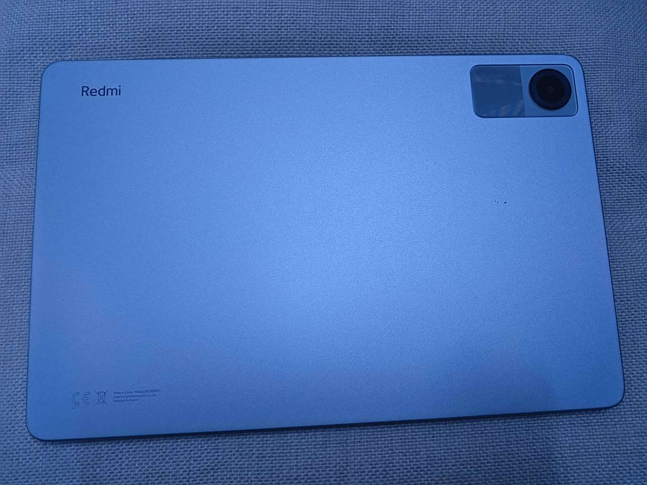 للبيع جهاز Redmi نظيف جداً وأخو الجديد، استخدام راقي ومكفول من أي عيب.
⚙️ المواصفات والمميزات:
​الذاكرة التخزينية: 256GB (مساحة ممتازة للألعاب والدراسة).
​الذاكرة العشوائية (الرام): 8GB (أداء سريع وسلس).
​اللون: رصاصي (Gray) أنيق جداً.
​صحة البطارية: الجهاز شبه جديد، عدد دورات الشحن 50 دورة فقط يعني البطارية بكامل كفاءتها وعمرها طويل.
​الضمان: الجهاز مكفول ونظيف تماماً.
​📦 الملحقات:
​الكارتون الأصلي موجود.
​الغراض والشاحن الأصلي كاملة وبحالة ممتازه


**إذا كنت صاحب هذا الإعلان وتريد حذفه لأي سبب، رجاءا أرسل رسالة إلى الدعم الفني**