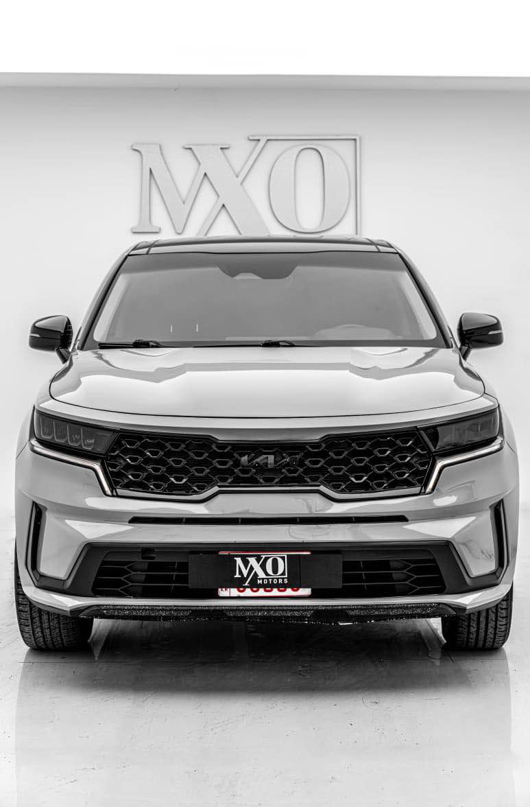 كيا سورينتو موديل ٢٠٢٣ فول مواصفات ،شاشة ، كوشن جلد ،كوشن تدفئه ،بانوراما ،داخلي اسود ،ثلاث قطع امامي صبغ بس برشوت مال ستيرن طاكه ،فول فول …..سعر :213$ 
*********** دهوك, العراق
