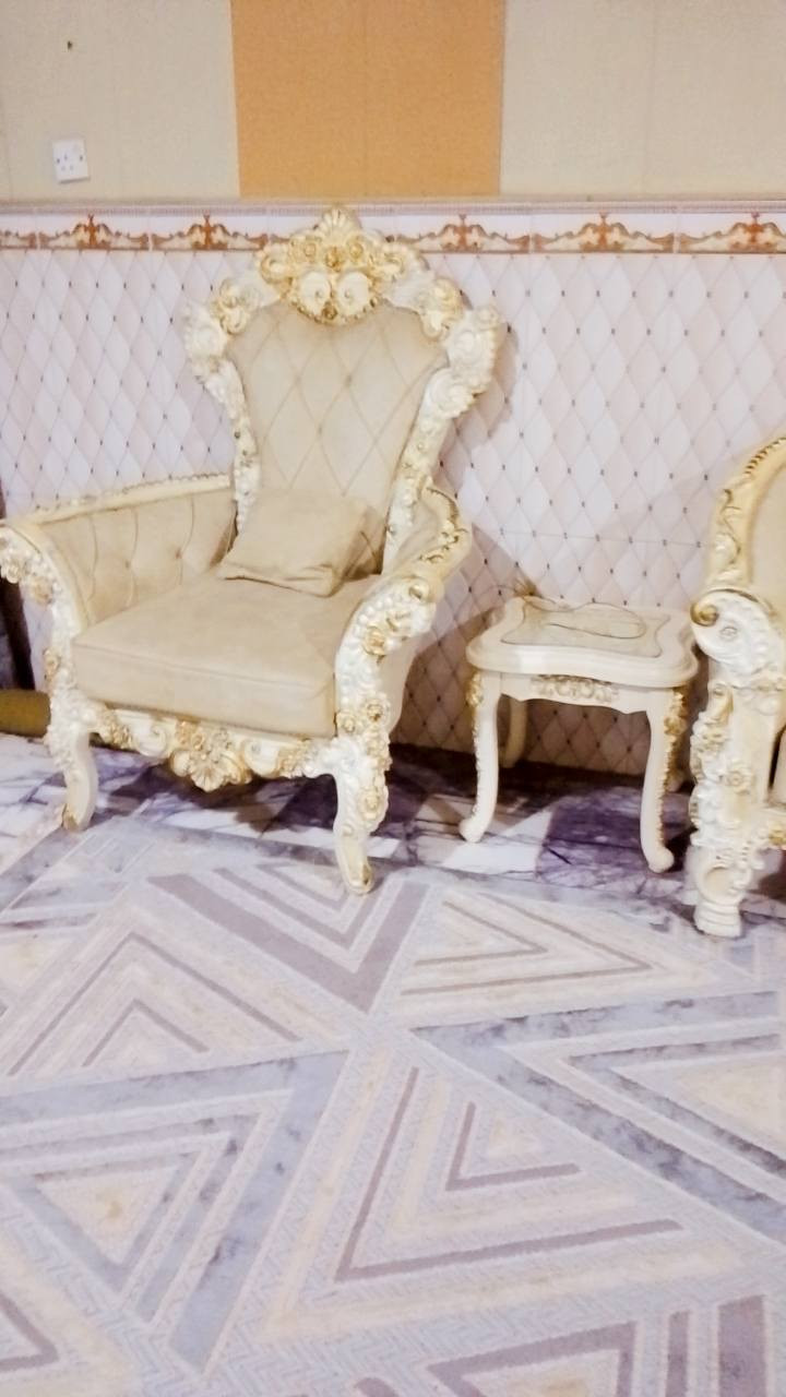 تخم ملكي عشر مقاعد نضيف


**إذا كنت صاحب هذا الإعلان وتريد حذفه لأي سبب، رجاءا أرسل رسالة إلى الدعم الفني**