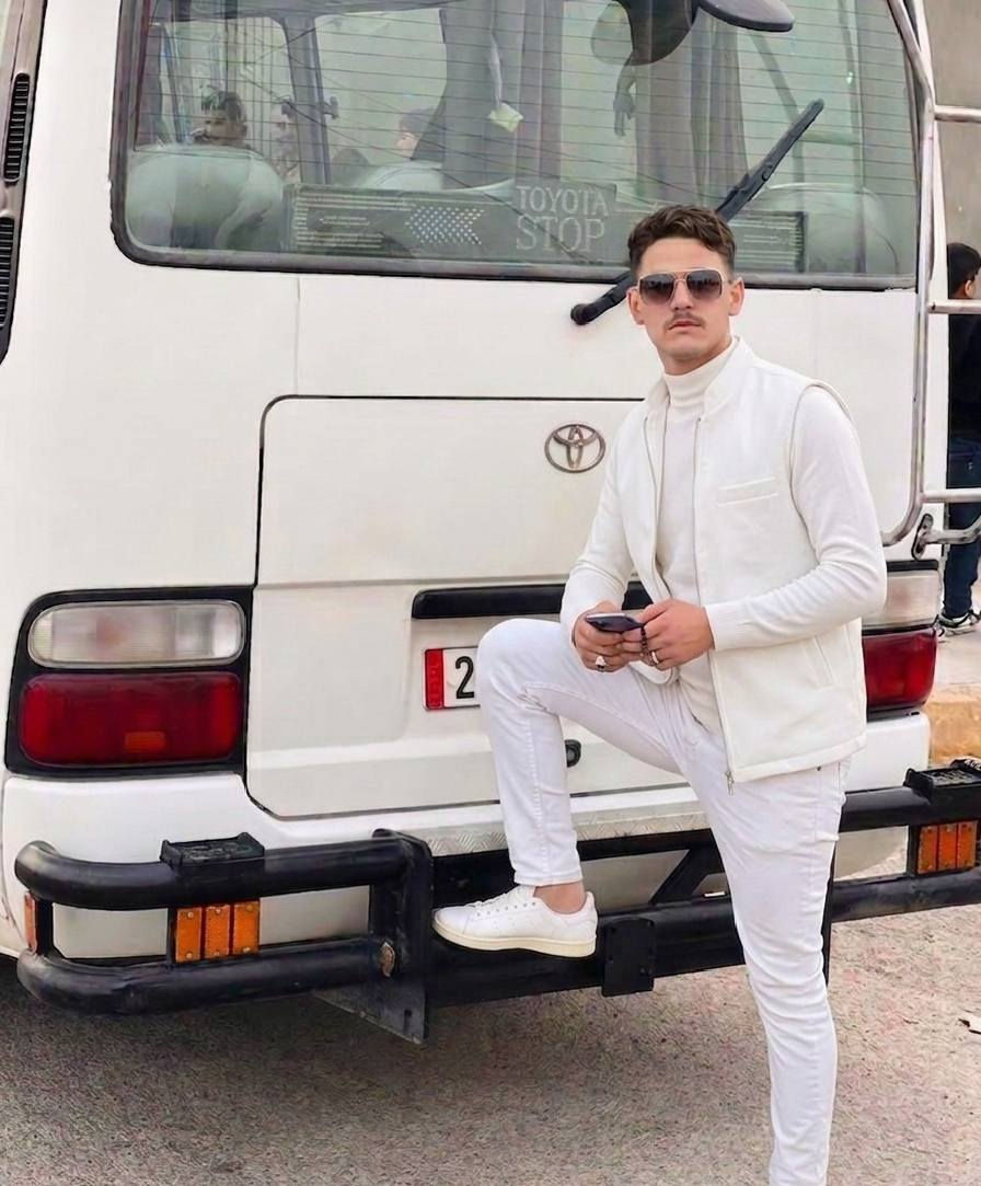 اللهم صل على محمد وآل محمد
🕌 حملة زيارة النجف الأشرف وكربلاء المقدسة بمناسبة وفاة النبي الأعظم (صلى الله عليه وآله)

📍 الانطلاق: من قزانية بعد صلاة العشاء
➡️ التوجّه أولاً إلى النجف الأشرف
🕓 ثم الساعة ٤ عصراً التوجّه إلى كربلاء المقدسة
🌙 مبيت ليلة في كربلاء
⏳ العودة: عصر يوم السبت

💵 سعر النفر: 18 ألف
📞 للحجز الاتصال على الرقم: ***********
***********
