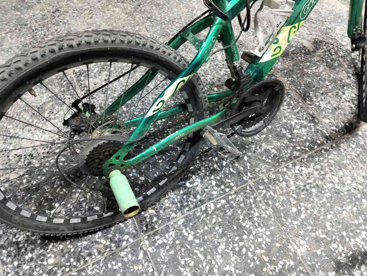 السلام عليكم بايسكل للبيع السعر 75 المكان مدينة الصدر قرب بانزيخانة 68 للاستفسار ***********
