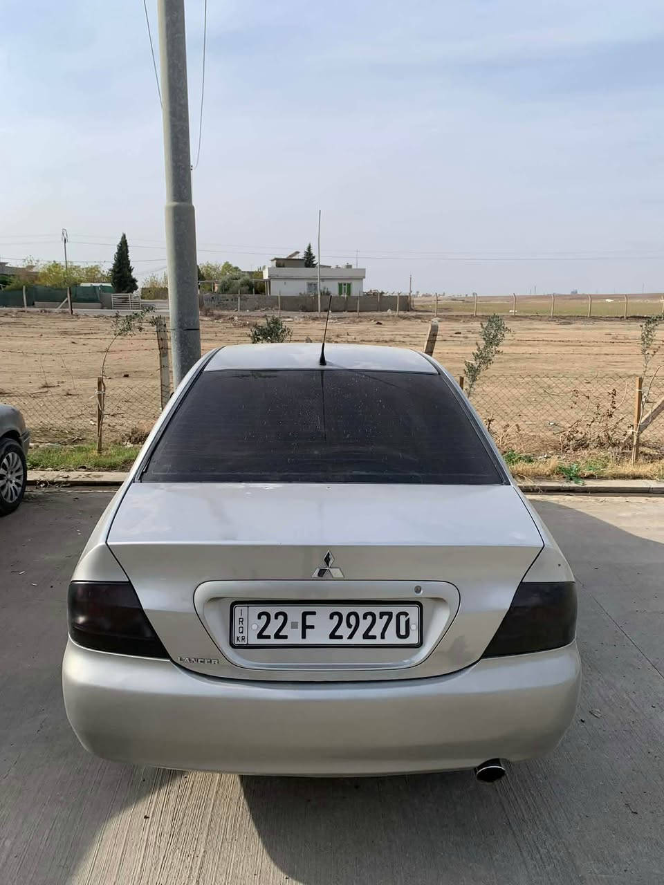 لەنسەر بۆ فرۆشتن مۆدێل 2010 گێر تۆمایتیک مەکینە بچوک  5پارچەی سبوخە  بێ ناوگرتن پشت و پێش کەپس رەقەم و سەنەوی نوێیە گێر و مەکینە پەشەرت سەیارەکە یەک دینار مەسروفی ناونیە  سەعری 76 وەرەقە و مەجالێکی زۆر کەم  شوێن هەولێر.          *********** أربيل, العراق
