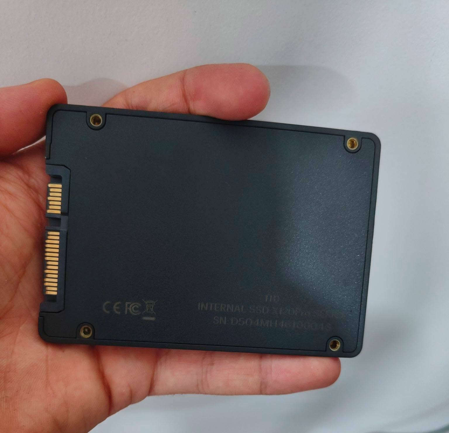 السلام عليكم يولد kodak ssd 1tb(كوبي ) ب35 الف 
الي يفيدة بالعافية عليه


**إذا كنت صاحب هذا الإعلان وتريد حذفه لأي سبب، رجاءا أرسل رسالة إلى الدعم الفني**