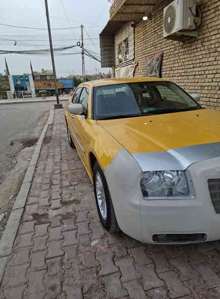 سلام هليكم من رخصت المديراوبامه ٢٠١٠كفاله عدا الهلالات معمره كيرمكينه حدادا تخم تاير جاهزا كله جدسدبس الكسن بي ونه سنويه ماصاقطه غرمات ولهيئه مصفرا***********
