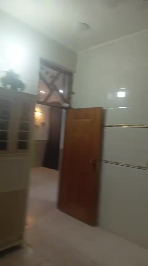 (((مطلوب اسكان ))

🏠 بيت للبيع - الحسينية (شارع المرور) 🏠
يعلن مكتب المسار للعقارات عن عرض منزل للبيع بالمواصفات التالية:
📌 المساحة والأبعاد:
 المساحة الكلية: 155 متر مربع.
 الواجهة: 9.17 سنتيم.
 النزال: 16:30 متر.
 عرض الشارع: 20 متر.
📍 الموقع:
 الحسينية - شارع المرور - منطقة الحرس (خلف مكتب الزيتون).
💰 ملاحظة:
 البيت مطلوب قرض لصندوق الإسكان.

السعر :  73من غير الاسكان وقابل للتفاوضل (مطلوب للسكان 55
القسط الشهري 349
رقم القطعة 829
📞 للتواصل والاستفسار:
 مكتب المسار: ***********
