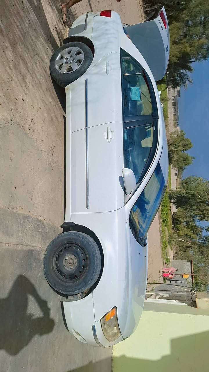 سوناتا وارد امريكي موديل ٢٠١٠ بيها ٤ قطع صبغ للجماليه بدون ضربه محرك ٢٤٠٠ نظام واحد  مكانها الانبار عامرية الفلوجه رايدها ب٩٣ وبيها مجال ***********
