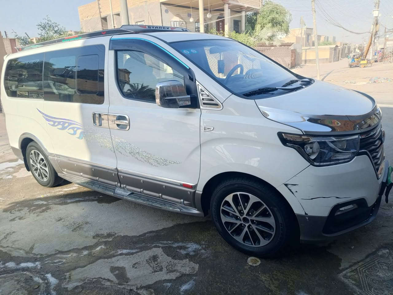 السلام عليكم ستاركس للبيع 2018 اصل معلايه 21 البصره  275 وبيها مجال ***********
