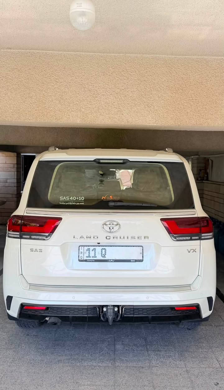 السلام عليكم
LAND CRUISER 2024 VX  PLUS  SAS 
لاندكروز 2024 VX ساز ابو الضمان تنفس طبيعي المرغوب
صيانة دورية كله بل شركة 
ماشية 16,000km  سيارة بوضع الزيرو 
السياره فول مواصفات مكفولة كفالة عامة عده ملاحضات بسيطه  رقم بغداد بسمي تحويل ثاني يوم 
مكان السيارة جادرية شارع الوزراء 📍
تواصل ⬇️
 *********** 📞
