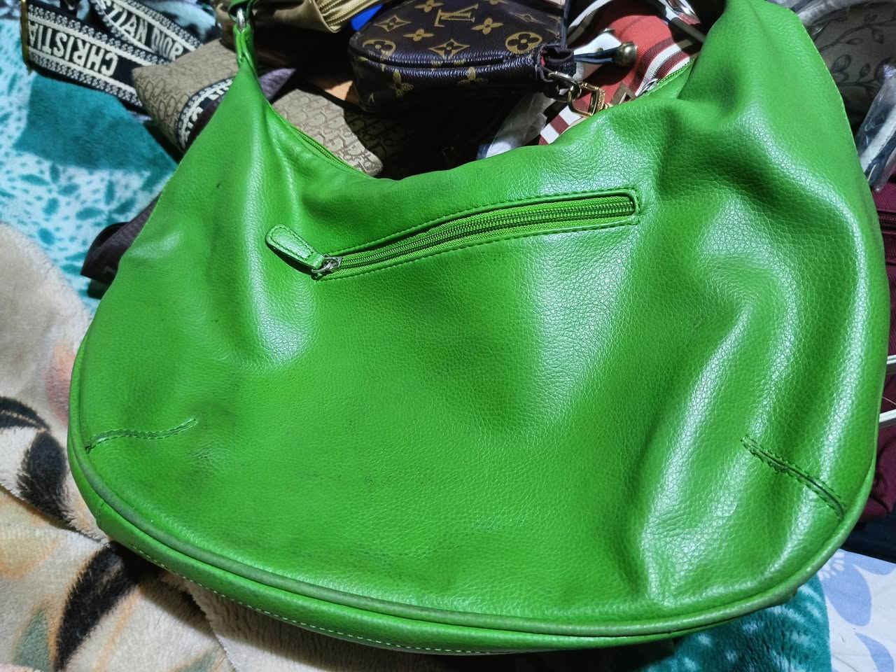 للبيع حقائب اوروبية للحجز مراسلة الصفحة


**إذا كنت صاحب هذا الإعلان وتريد حذفه لأي سبب، رجاءا أرسل رسالة إلى الدعم الفني**