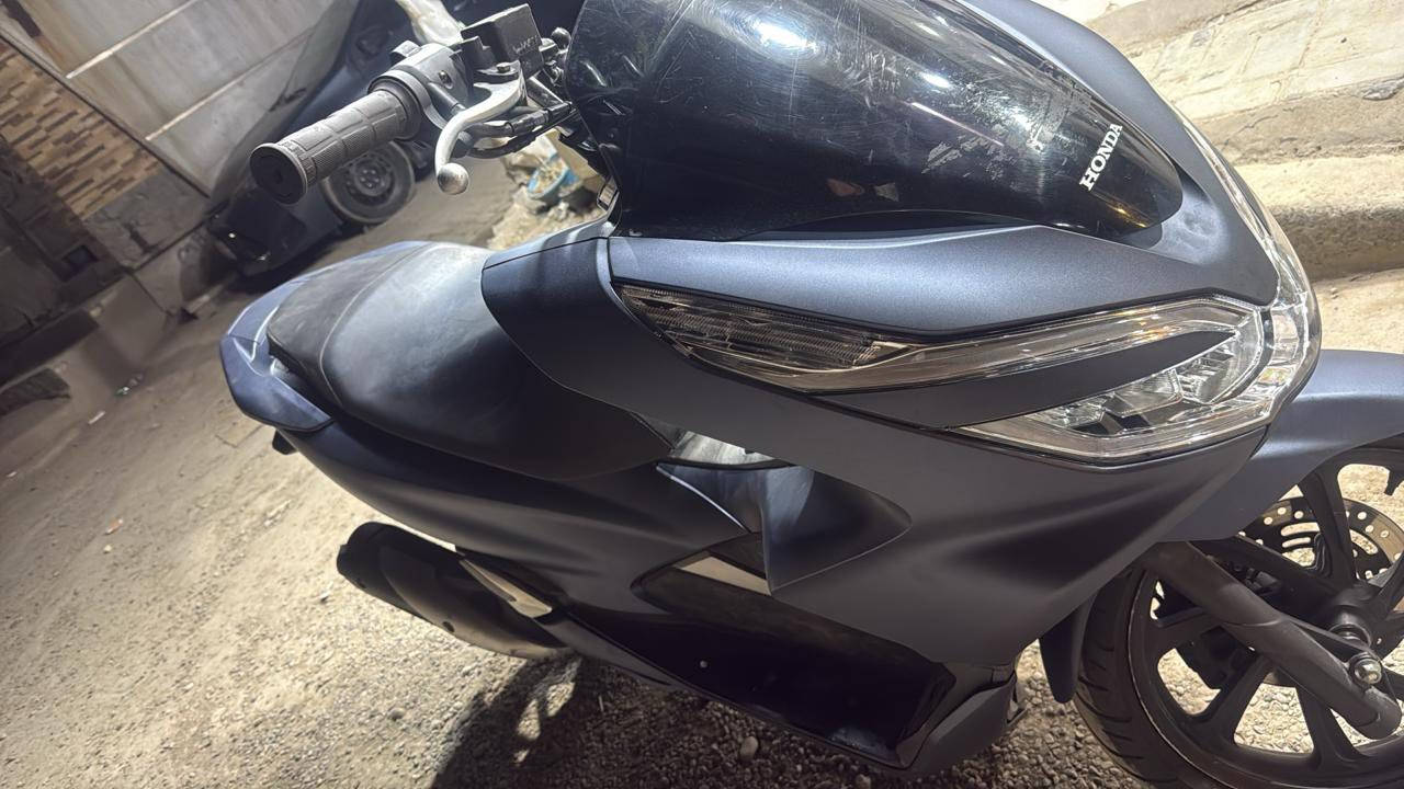 بي سي اكس جيل ثالث ماشيه ٣٤ كوري الصنع دراجه مكفوله كفاله عامه مكان علي صالح مقابل الطوبجي بغداد الشراي يتصل 
***********   السعر ١٣ وبيها مجال. تدفئه يدات
