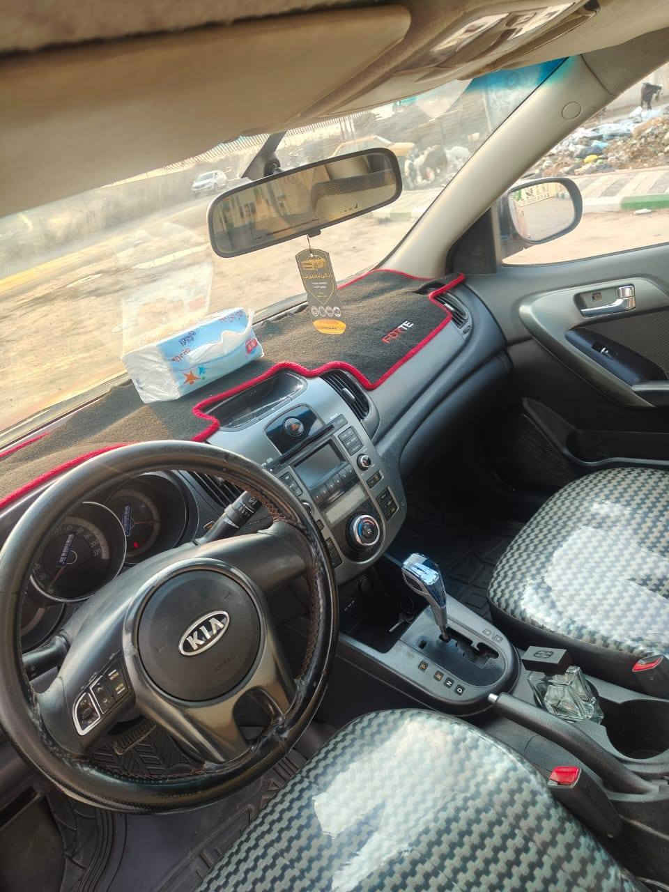 السلام عليكم كيا سيراتو  1600 دوش المرغوب موديل 2010 خليجي السيارة تخم تاير خط ابيض فتحة سلايت كير محرك جدد صدر امامي خلفي جديد تدفئة  تبريد ثلج بيهة طخة بالجاملغات الخلفية بدون دواخل وصبغ حزام  رقم بغداد دولي مكاني بغداد جسر ديالى القديم السعر 80$ ***********
