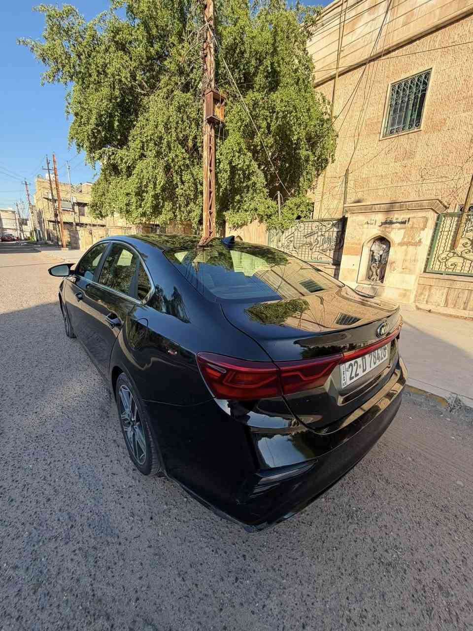 سلام عليكم 
كيا فورتي ٢٠٢٠ جيتي 
مكينه ٢٠٠ كفالة 
كير مبدل at يم شركة لهندسيه 
بيهة ٤ قطع صبغ 
سعر ١١٧$ 
مكاني بغداد عامرية 
***********
