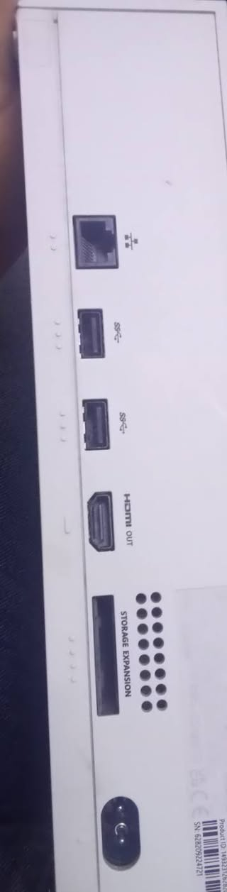 شباب فقط هذا العيب بي  جهاز ما مفتوح ونضيف مطاب تصليح اني عفته هيج ما مأثر ع الداخل طبيعي وشغله حلوو بس ما اكدر افتح الستيكرات وارجعه لان خاف يكلولون مفتوح فابيعه هيج انطيني سعرك والي يعجبني سعره بالعافيه على شرط يجي يفحص ويشوف ويقتنع نسخه 22


**إذا كنت صاحب هذا الإعلان وتريد حذفه لأي سبب، رجاءا أرسل رسالة إلى الدعم الفني**