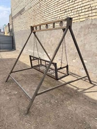 مرجوحة حديد للبيع استعمال قليل وتتحمل اوزان عالية سعرها 75الف مكاني بغ...