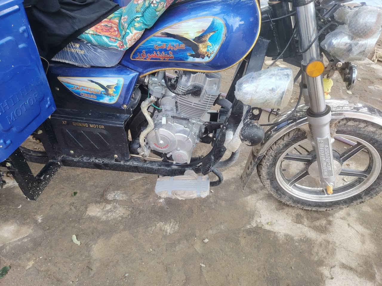 سلام عليكم شباب ستوته تلاثه وعشرين زيرو سعر تلاثه مليون مكان ميسان ناحيت لعزير شراي يدك عله رقم***********
