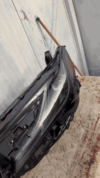 السلام عليكم

اغراض كامري 2025

زوج لايتات 

ودرع خلف الدعامية لاماميه جديد ومابي أي ضرر 

مكاني بغداد وأي محافضه تريدهن اكو توصيل

***********
