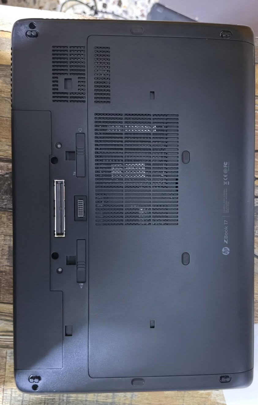 السلام ورحمة
لابتوب HP Zbook 17

المواصفات
المعالج:core i7 4700MQ
الرام :12GB DDR3 قابل للزيادة
الهارد:256GB  SSD
كارت الشاشة خارجي :NCIDIA QUADRO  K3100M 4GB
حجم الشاشة:17
نظام التشغيل :ويندوز 10 pro
-----------
مع الشاحنه الاصليه 230w
لابتوب نضيف استخدام شخصي 
السعر :200 الف -مكاني: بغداد الجديدة
رقمي *********** متواجد واتساب
