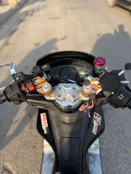 السلام عليكم بسبب الوعود الكاذبه اعاده نشر  دراجه bcx مزوده باليابان كلجات مالوسي عنابير برمبو صالنصه رياضي دراجه تايره راجع ليوره شوته PGMسكان رياضي يدات تدفئه جاملغات كاربون فايبر الخلفيات موديل 18 نوزل دراجه احلى من الصور الدراجه كفاله عامه معروضه ب 17 ورقه وبيها مجال حك الجيه رقمي *********** واتساب واتصال خاص مغلق مكاني كربلاء حي الحسين
