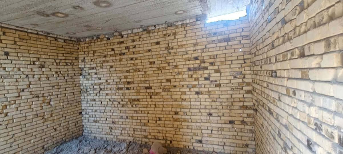 هيكل للبيع 100متر السعر . 14
  مقابيل شارع الصب 
يحتوي على غرف وصاله  ومطبخ وصحيات  زراعي سند 35
مشمول بلترقيم عمود 103قرب جسر الشهداءب15مقدمه 10الشهر 500
***********
