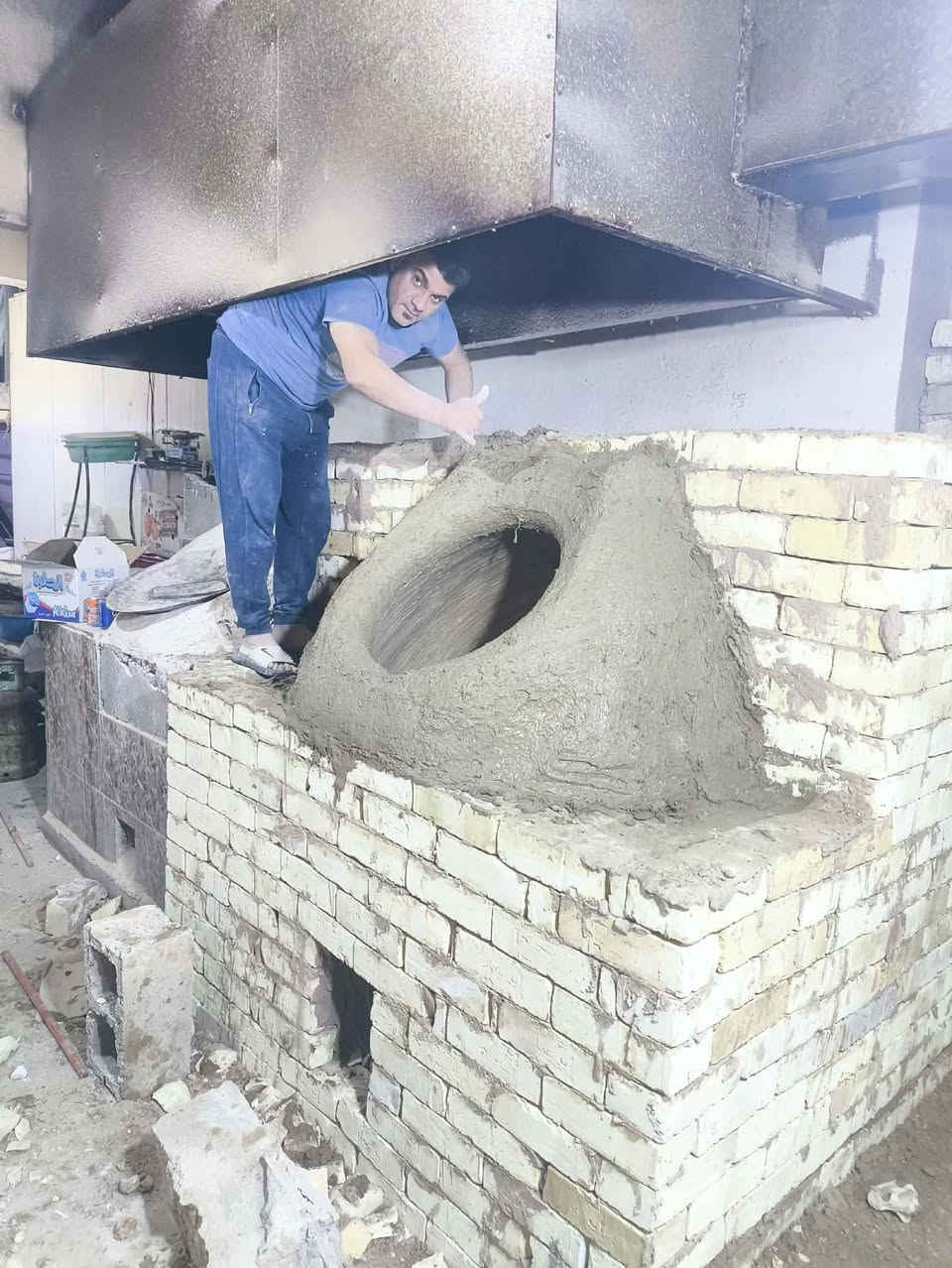 معمل تنانير ابو علي السراي
لسنا الوحيدين لاكننا متميزون في عملنا***********ابوعلي السراي ***********
مستعدون لبناء وفخار التنانير وتجهيز كافة المخابز والافران بالتنانيير الطين و كافه مستلزمتها(جمله _مفرد)
يوجد لدينا  ***********وات ساب
(عجانات ،هزازات، طابوق الناري،،ماشات،غطيات

توجد خدمة توصيل لكافة المحافظات
