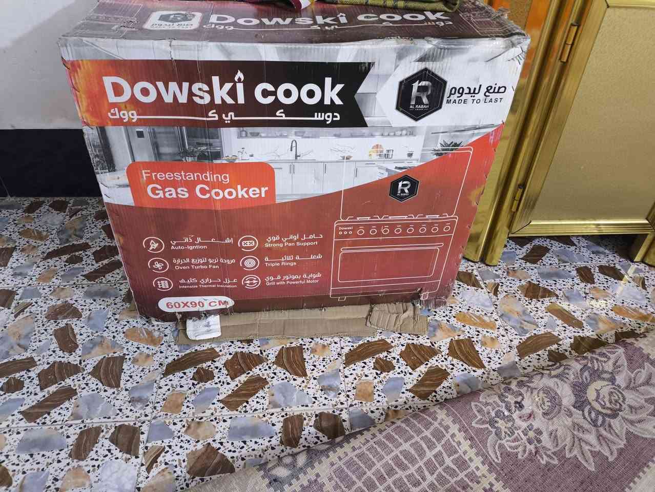 طباخ فرن جديد بالكارتون غير مستخدم  الاتصال ***********
