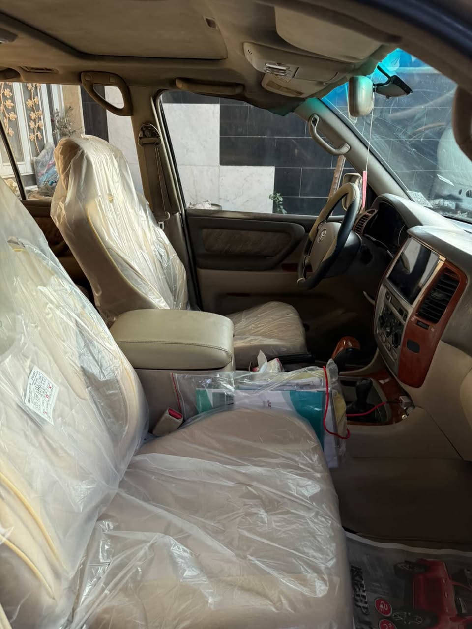 لاندكروز مونيكا 2006 وارد خلييجي بدون ضربه بدون حادث وبدون جفي ولا مقلوبه مكفوله بس مصبوغه للجماليه رقم انبار مشروع وطني ب اسمي تحويل ثاني يوم مكينه وكير خير من الله حداديه جديده مكانها بغداد بالغزاليه ما ناقصها برغي و السعر 145 ورقه …. ***********
***********
