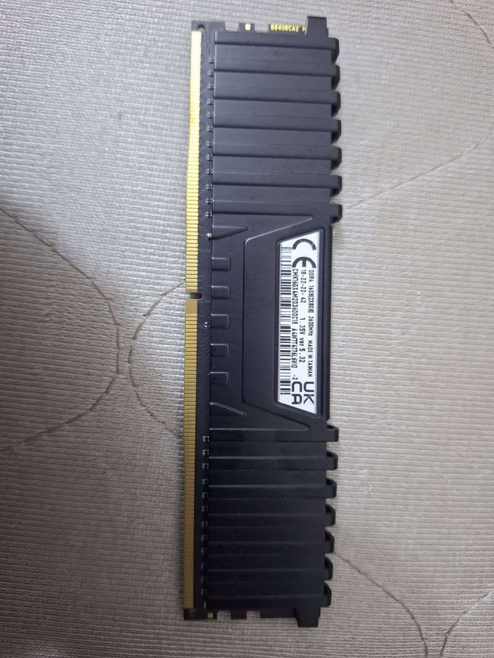 رام ٨ كيكه سرعه ٣٦٠٠
السعر ٤٠ الف
كربلاء


**إذا كنت صاحب هذا الإعلان وتريد حذفه لأي سبب، رجاءا أرسل رسالة إلى الدعم الفني**