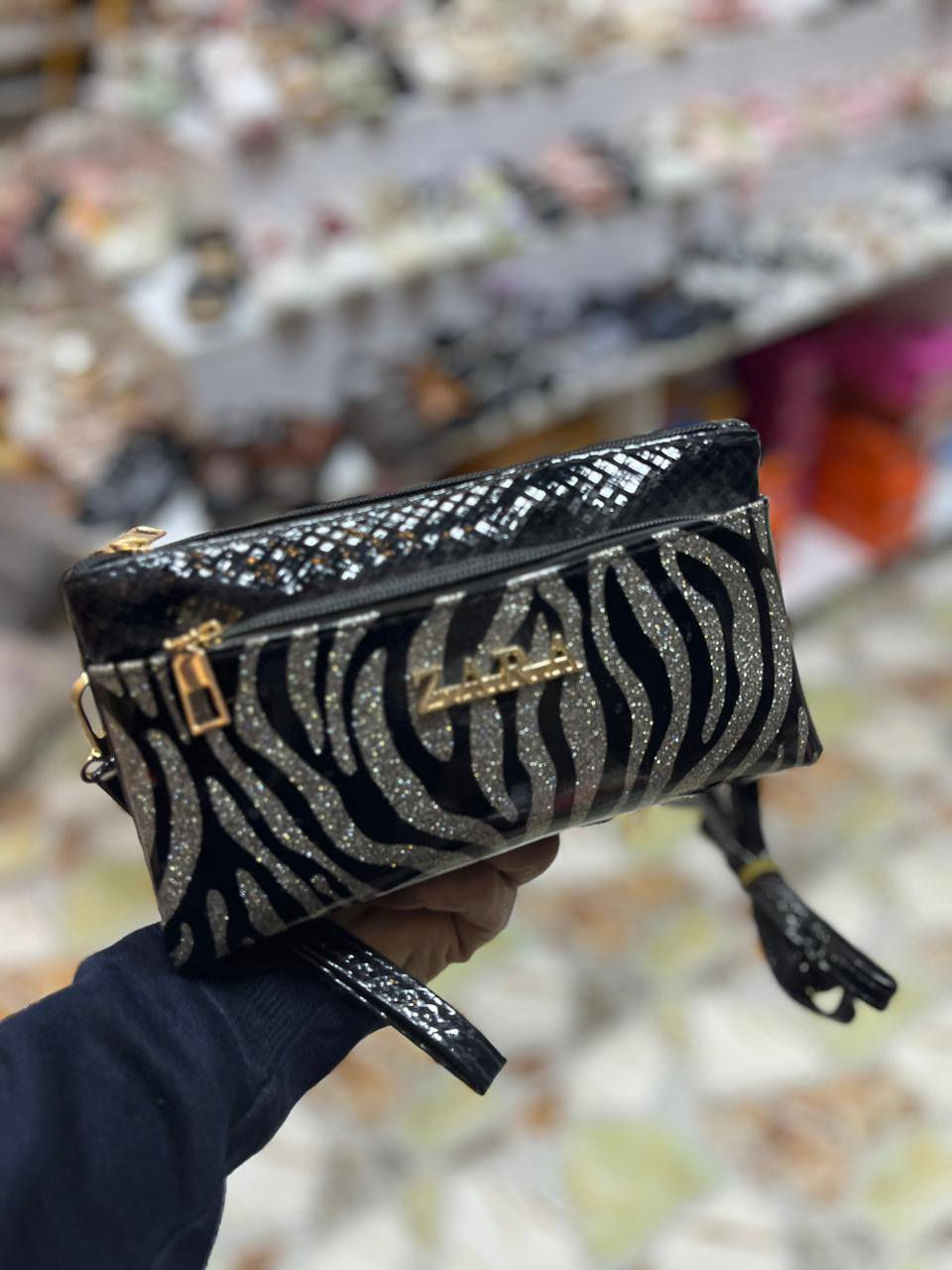 عروض نااررر. العنوان الرمادي حي الملعب سوق سلاله كوزمتك هنودي


**إذا كنت صاحب هذا الإعلان وتريد حذفه لأي سبب، رجاءا أرسل رسالة إلى الدعم الفني**