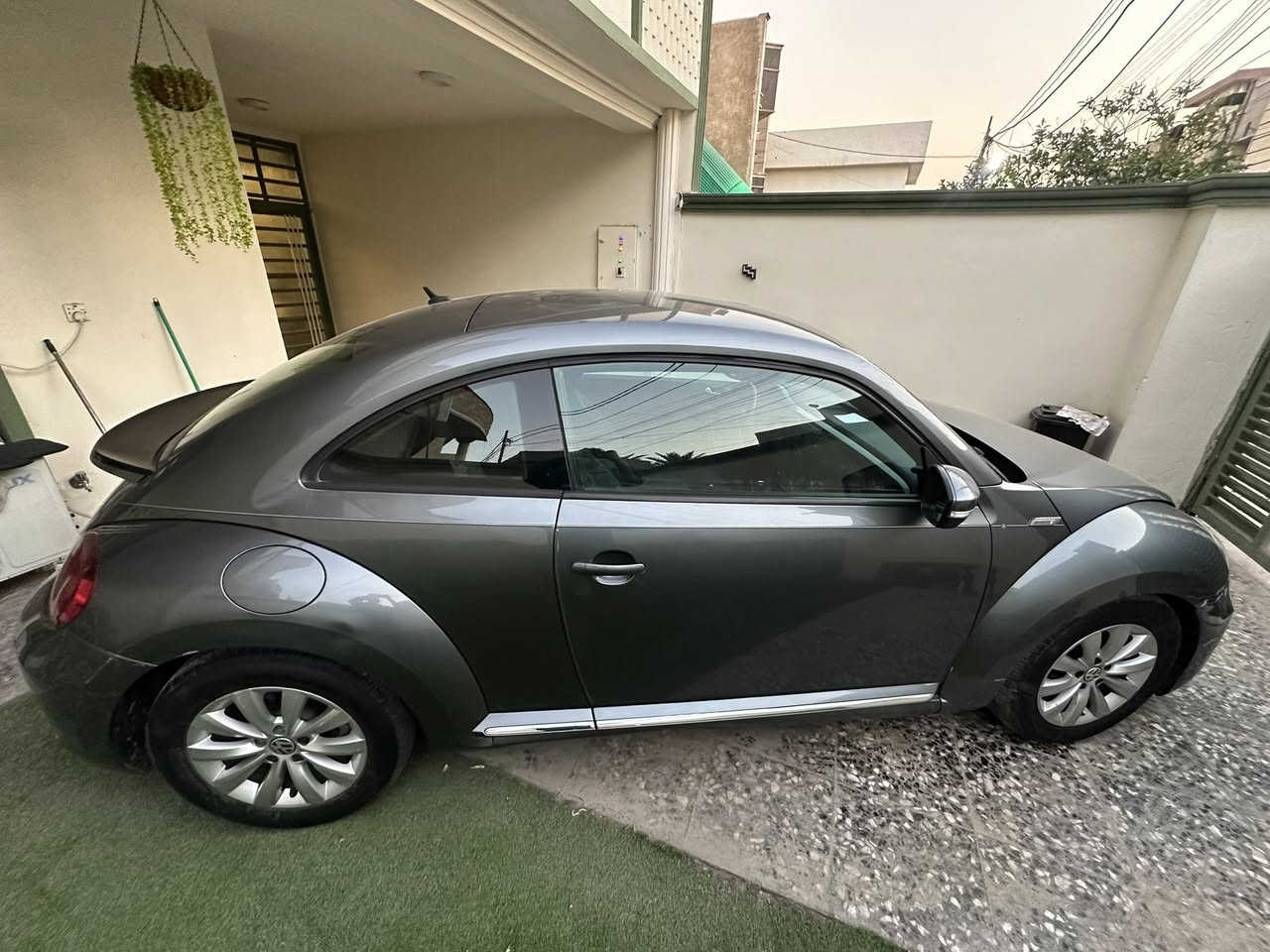 بيتل 2019
حادثها موضح بلسونار المرفق 
ماشية 115 الف كيلو
محرك 2000 تيربو 
بغداد باسمي 
السعر 127 ورقة بيها مجال 
مكان السيارة بغداد 
للاستفسار الاتصال ع الرقم 
***********
