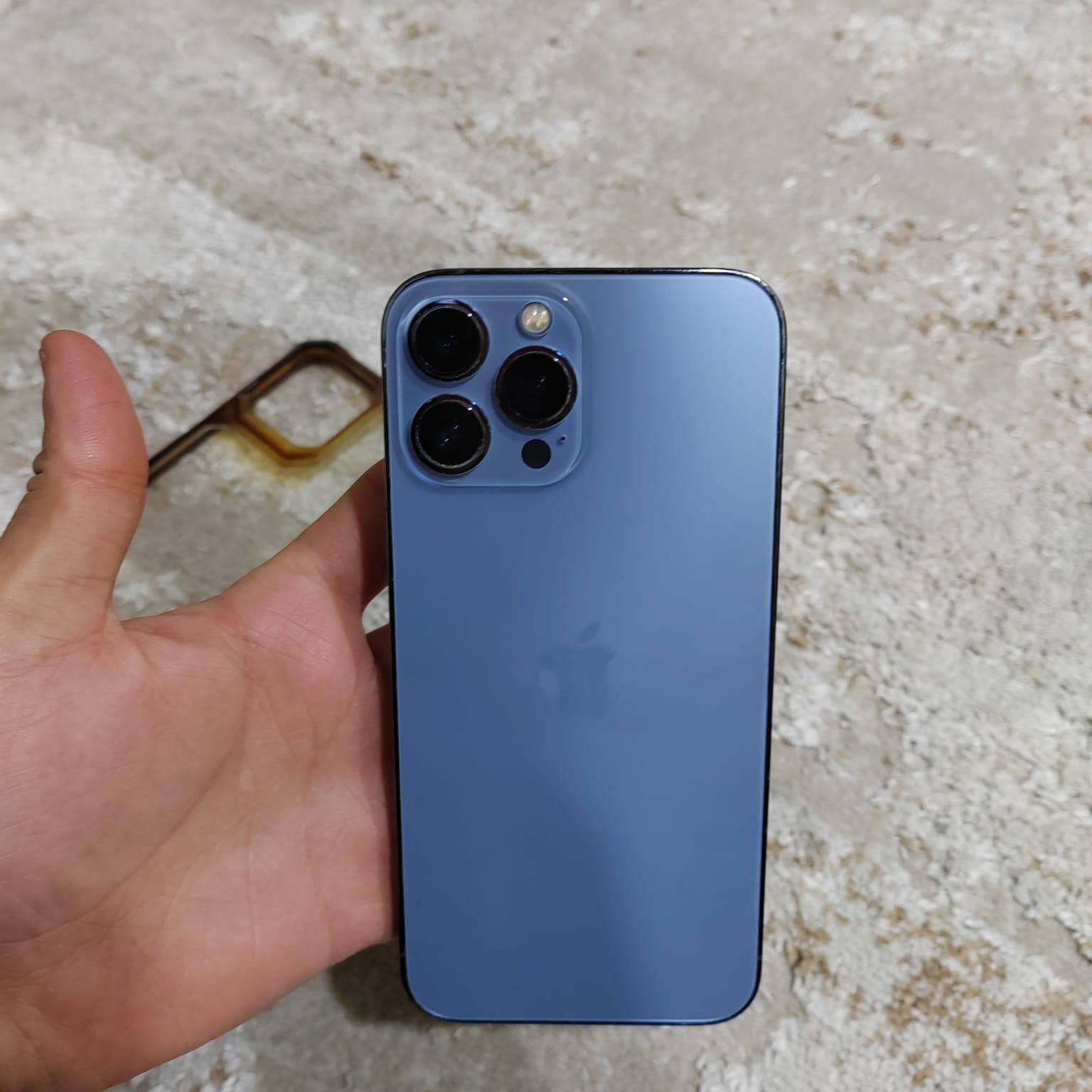 السلام عليكم 13 برو ماكس بحري  ذاكره الجهاز 256  شرق اوسط مو امريكي 
شاشه وبطاريه مستبدله  
شاشه GX ميحتاج اسولف عليها   بطاريه تخبل ضمان صرف ماكو  
شاصي كلش نضيف   شوفت عينك  اراوسه بايباد قوي او بيع    مكاني بغداد  للاستفسار ***********
