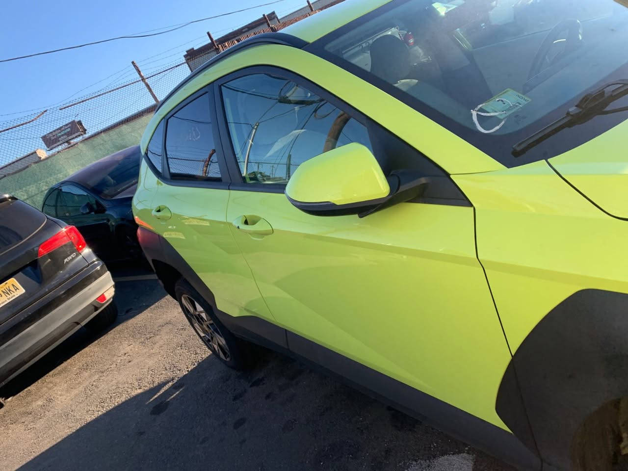 السلام عليكم
موديل 2024
للبيع كونا وارد أمريكي مكينة 2000
بدون ايرباك واصل عمان أبيع يوم 10/1 توصل
الاتصال ***********
