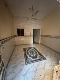 النجف • ٥٠م • غرفة وصالة