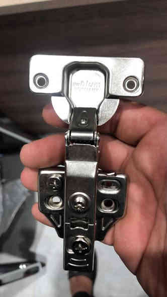 سلام عليكم وصل نرماده بلوم 
عدل  او قوس او كامل قوس 
عدد كارتون ٢٠٠ عدد سعر كارتون ٩٠ دولار 
سعر ١٠٠ عدد ٤٥ دولار 
يوجد سعر جومله بل كميه 
لل استفسار خاص 
او ***********
