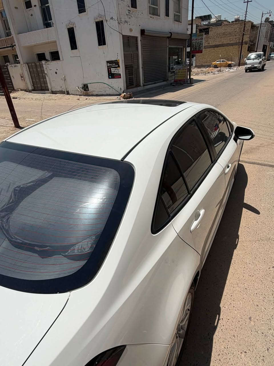 كورلا هايبرد 2025الشكل الخليجي مكفولة كفالة عامة داخل اسود جلد مدوشمة الارضية سيارة جديدة ماشية 25الف فول مواصفات فتحة سايد بريك كهرباء مكان الدورة ***********
