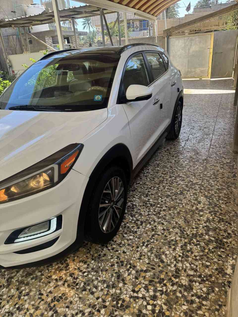 يالله السلام عليكم للبيع توسان موديل 
19 وراد أمريكي رقم بابل إنكليزي 
حادثهه  حافت الجاملغ والبنيد بدون
دواخل والسونار بلمنشور 
السيارة فول الفول تتعب من المواصفات 
5 كامرات تبريد تتدفه كشنات 
بنوراما فول تحكمات 
كاش هواي موصفات بيهه 
ماشيه 80 
السعر 168عنواني كربلاء 
الاستفسار اكثر ***********
