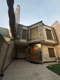 بناء حديث • حي الجامعه • ٣٠٠م