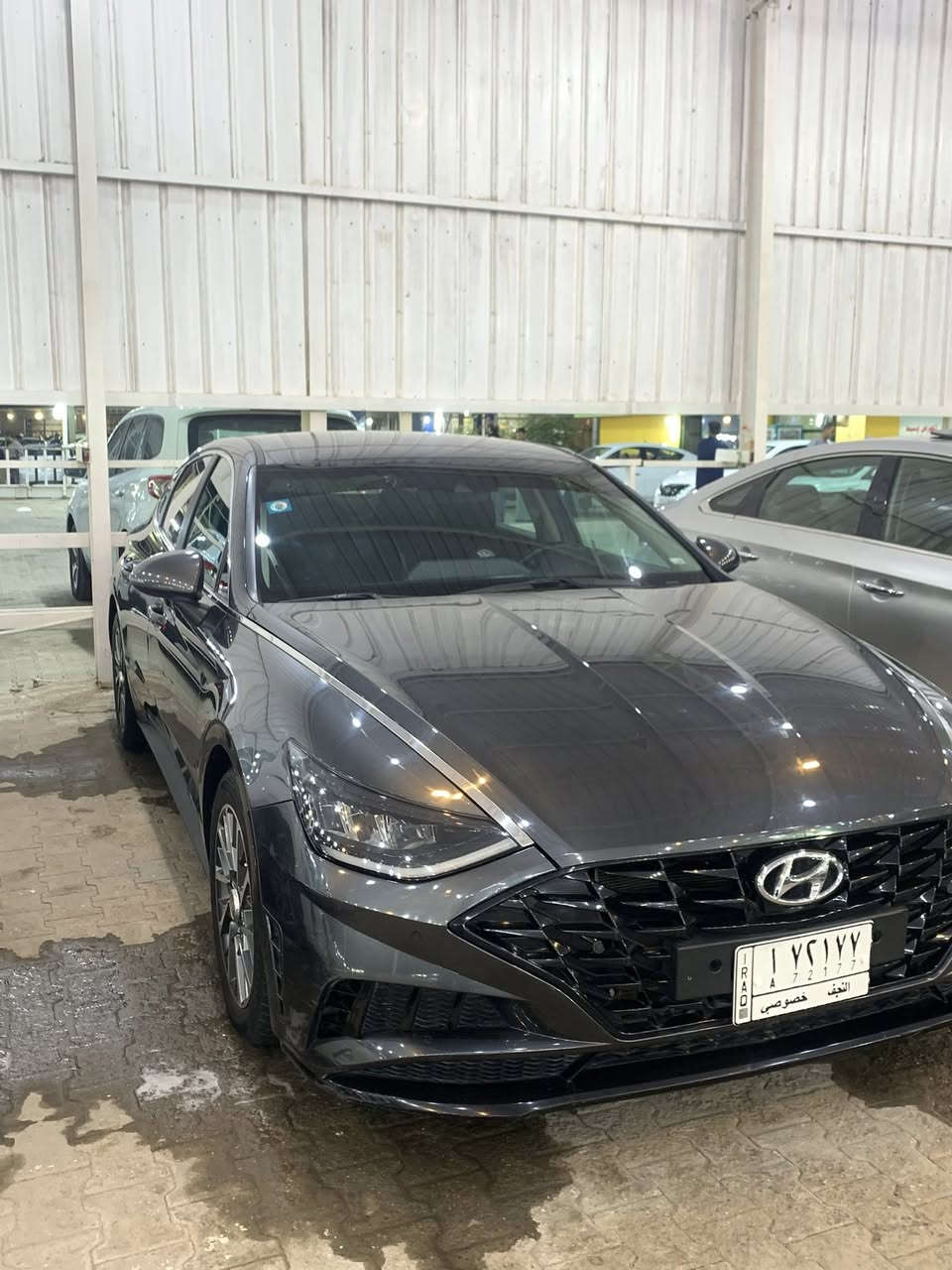 سلام عليكم 

١.سوناتا 2023 وارد أمريكي 

المواصفات :
١.رادار أمامي وخلفي 
٢.كامرات خلفي وأمامي 
٣.قيادة ألية 
٤.كروس سرعة 
٥.شاشة بلادي 
٦.تشغيل عن بعد 
٧.سستم صوت بلادي 
٨.اشارة بالمريا 
٩.لدات أمامي وخلفي 
١٠.كير بيانو 
١١.وضعيات قيادة أربع وضعيات قيادة 
حجم المحرك :٢٥٠٠ 
كير : ٨ سرعات 

عدد المسافات :٥٤ميل

رقم السيارة : نجف معوقين 

المكان : النجف الإشراف 

السعر : ١٥٠ وبيها مجال بسيط 

الضرار: فقط باب سائق تبديل أصلي 

***********
