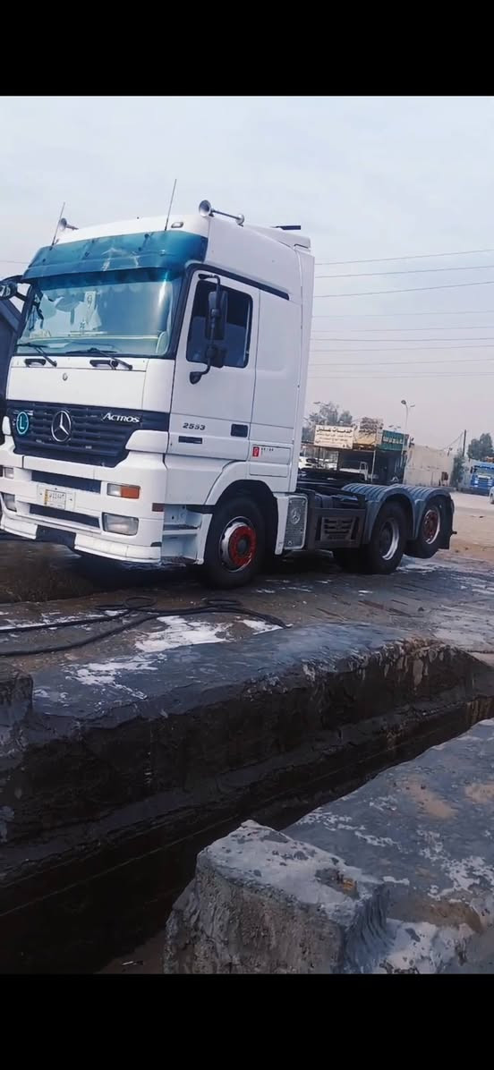 سلام عليكم اكتروز للبيع موديل 98 صنكل خلفي ماكينه  8 سلندر 53 25 سياره رقم واسط العنوان بغداد الشعله. ***********
