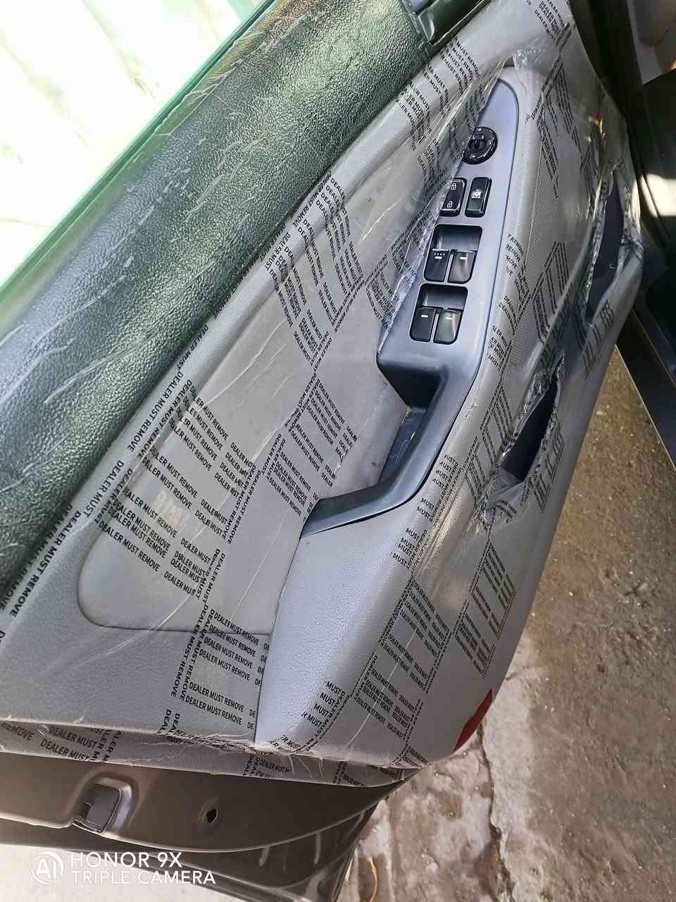 السلام عليكم كيه ابتيما 2013 وارد أمريكا سياره جديده وارد لون فيلي مال بيت رقم واسط مشروع وطني سنويه جديده بيه 3   قطعه صبغ بدون دواخل نص فول جاهزه حداديه جديده تخم تاير سونار جديد بيه سعر 108 بيه مجال *********** واسط ماكو خاص تصال
